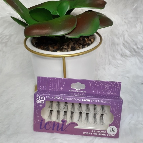 Ioni Other - 🖤10/$20 Ioni Individual Lashes